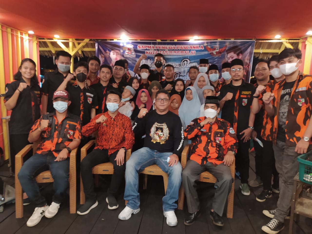 SAPMA PP Kota Tanjungbalai Bersilaturahim dengan Menyantuni Anak YantimÂ 