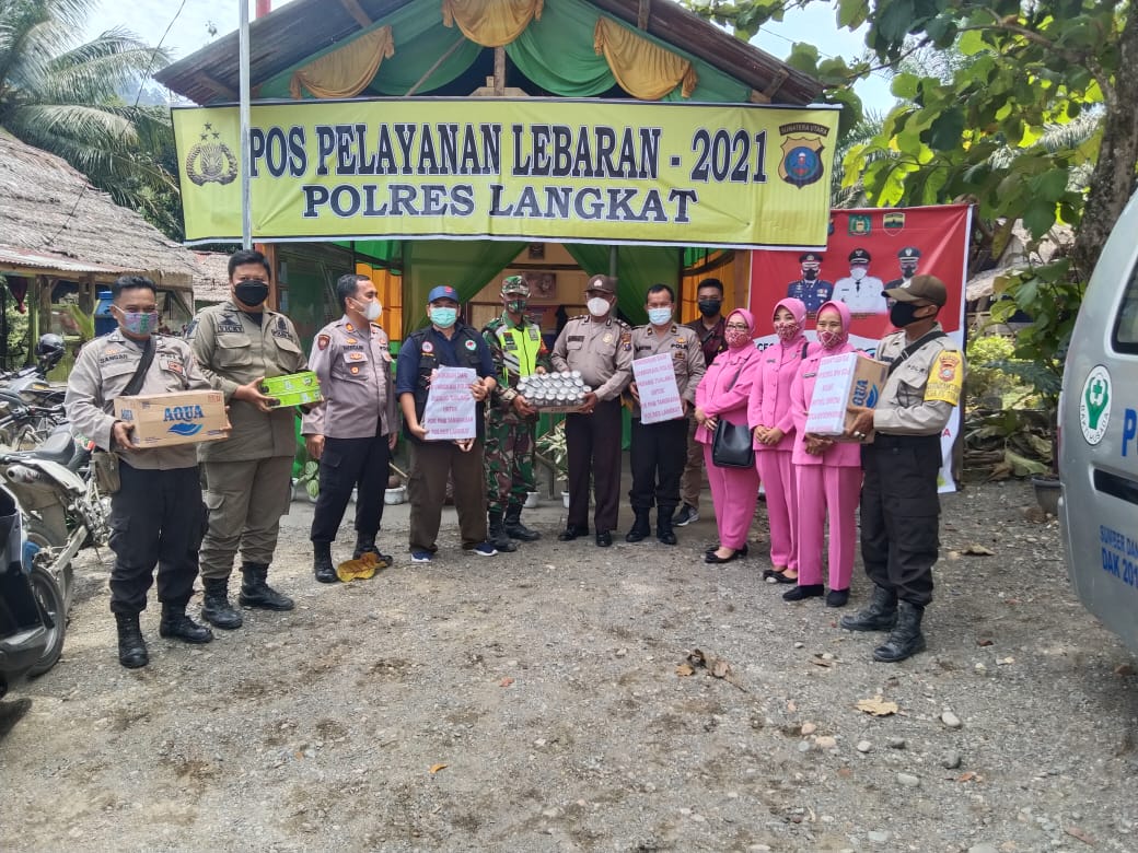 Bhayangkari Ranting Padang Tualang Kunjungi Pos Pelayanan Tangkahan