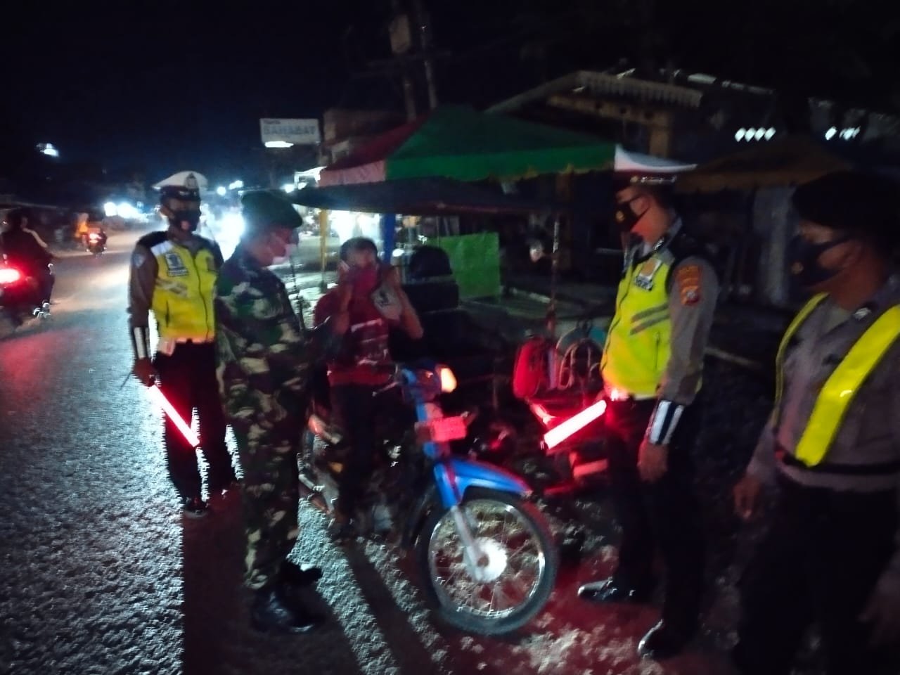 Polres Tanjung Balai Rutin Lakukan Penyekatan dan Pemeriksaan Warga Terkait Larangan Mudik Jelang Idul Fitri 1442-H