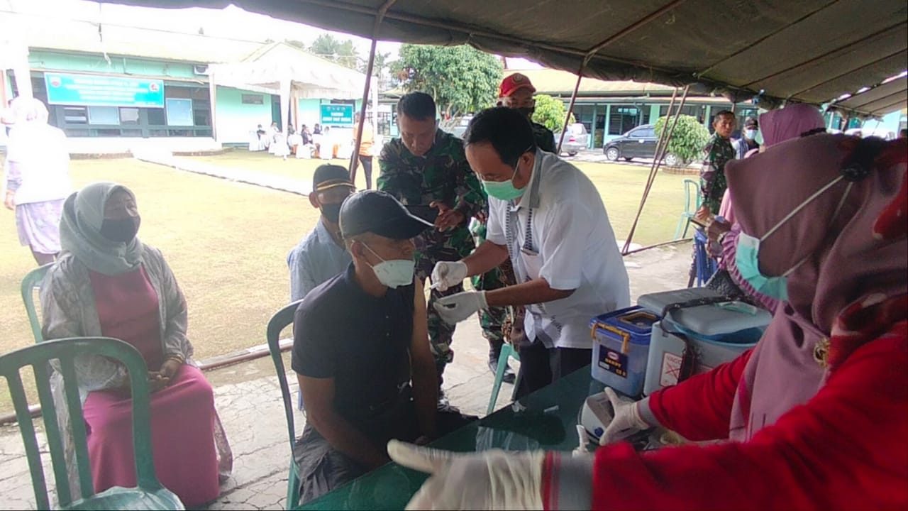 Kodim 0306/50 Kota Gelar Vaksinasi Covid -19 Kepada Purnawirawan TNI AD dan WarakawuriÂ 