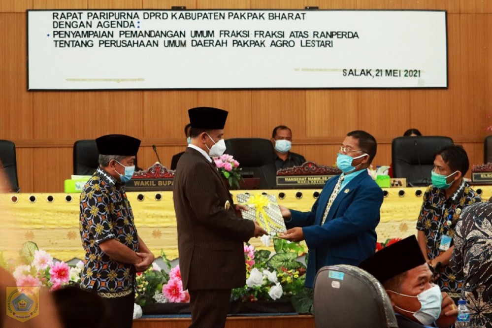 Wabup Pakpak Bharat hadiri Sidang Paripurna DPRD