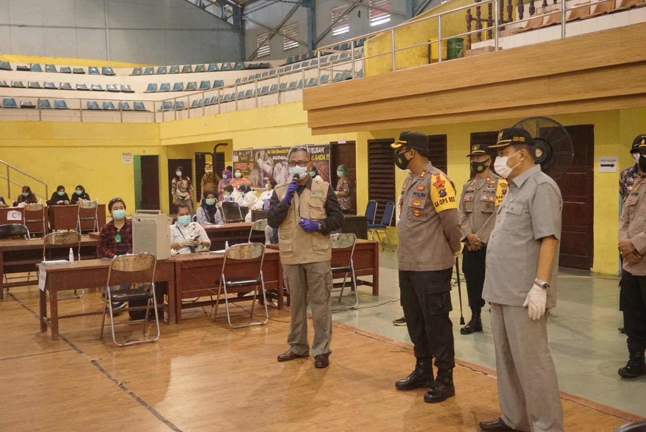 1000 Warga Lansia T.Tinggi di Suntik Vaksin Covid-19 Gratis