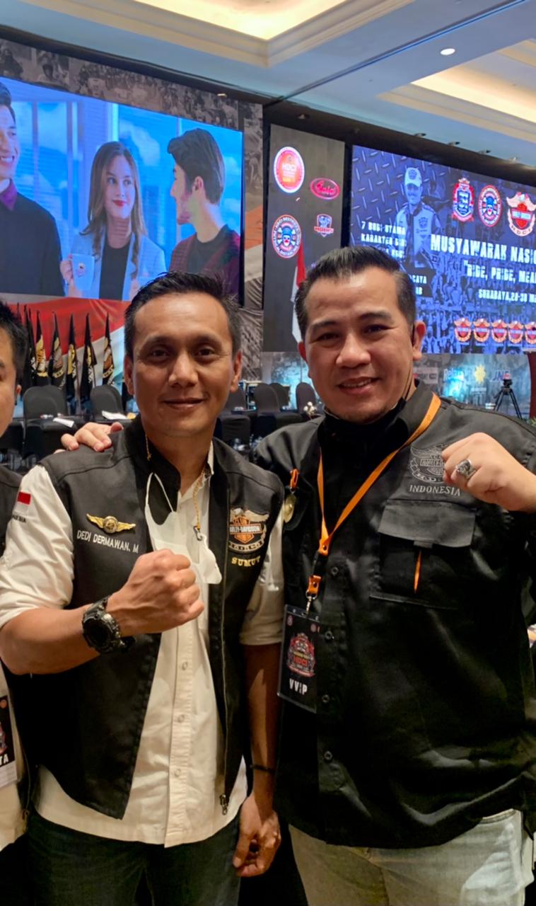 Ketua Karang Taruna Sumut Dedi Silaturrahmi dengan Ketua KArang Taruna Lampung di Munas HDCI Surabaya