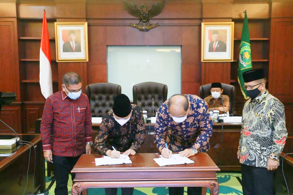 Wali Kota T.Tinggi Dan Kemenag RI Tandatangani Serah Terima Eks Gedung AkbidÂ 