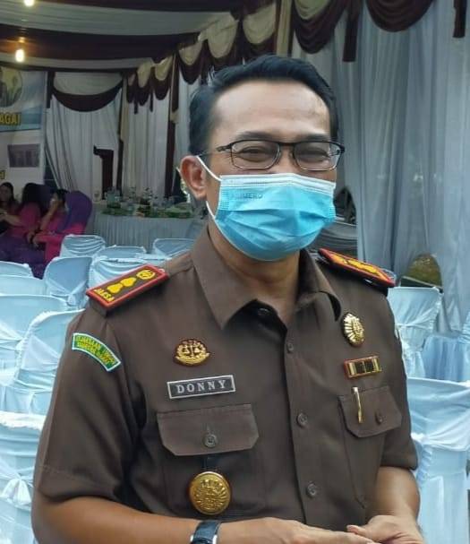 Penggeledahan Kantor KPU Serdang, Jaksa Temukan Dokumen Bekas Terbakar di Bak Sampah