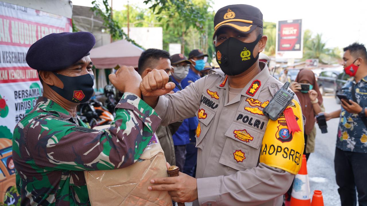 Forkopimda Kota Tanjung Balai Cek Pos PAM Ops Ketupat Toba 2021