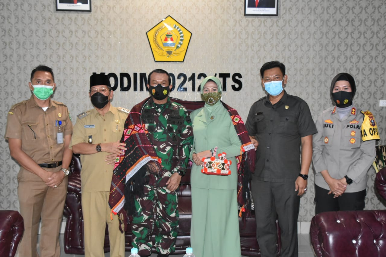 Cek Pelaksanaan PPKM, Kasdam I/BB Kunjungi Wilayah Kodim 0212/TS