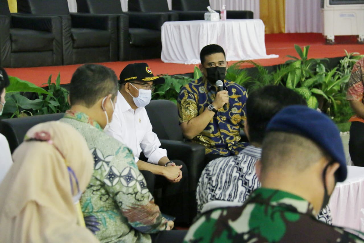 Wali Kota Medan Sampaikan Perkembangan Covid-19 di Kota Medan Kepada Menko PMK