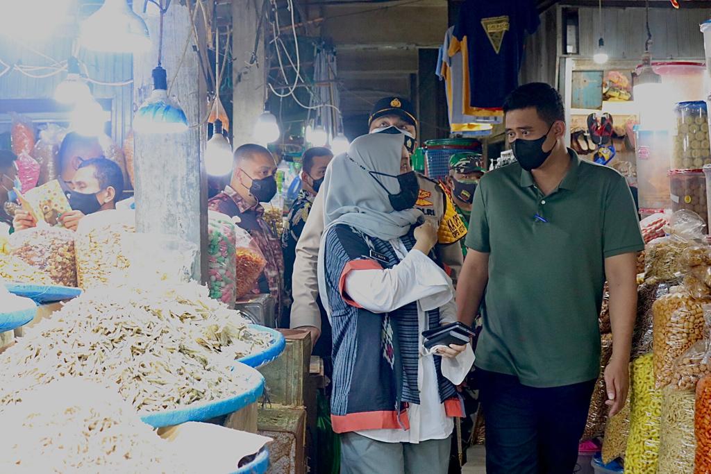 Pastikan Protokol Kesehatan Berjalan, Wali Kota Bersama Kapolrestabes dan Dandim Tinjau Pusat Pasar