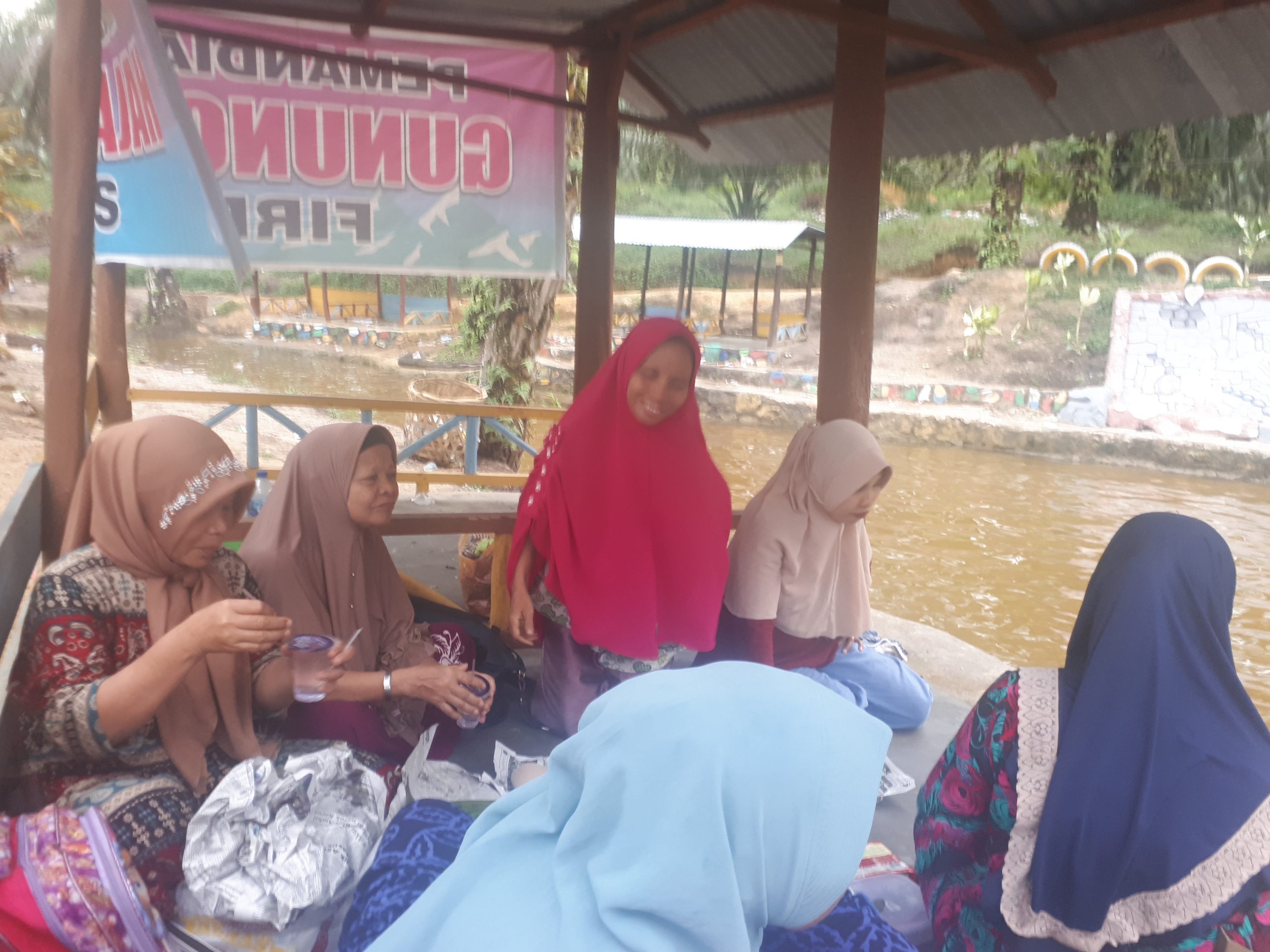 Sejuknya Permandian Alam Gunung Gajah Firdaus Tujuan Wisata Masyarakat