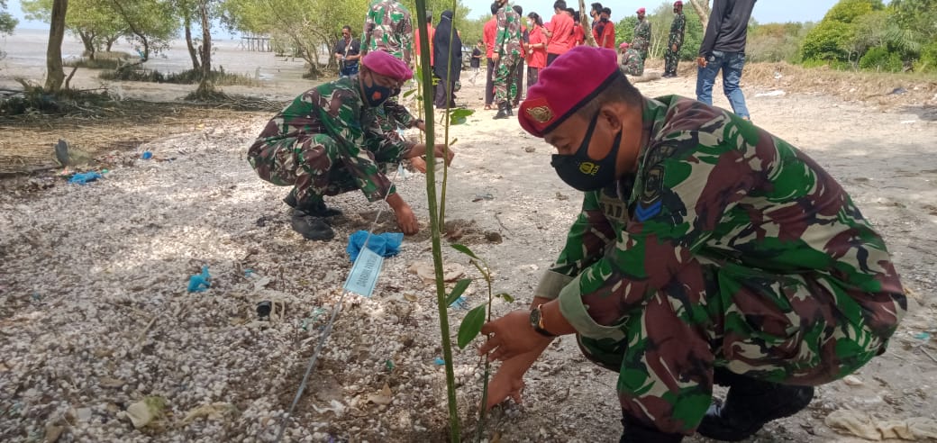 Di Pekalongan, Panglima TNI-Kapolri Minta Perkuat PPKM Mikro dan Tingkatkan 5M serta 3T
