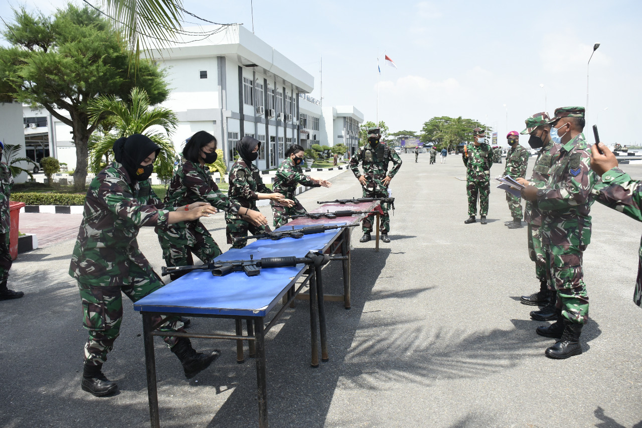 Prajurit Yonmarhanlan I Melaksanakan Latihan Uji Terampil Glagaspur Pangkalan TNI AL TW II Tahun 2021