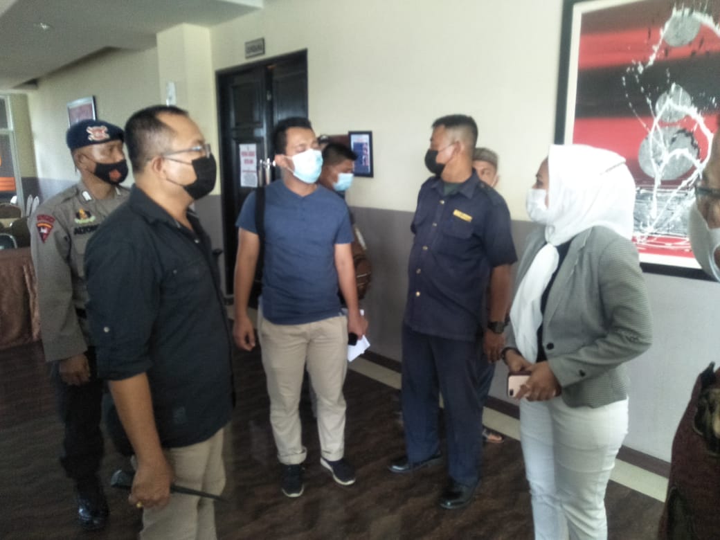BIMTEK DESA KAB MADINA DI KOTA MEDAN, DI GREBEK TIM SATGAS COVID KOTA MEDAN