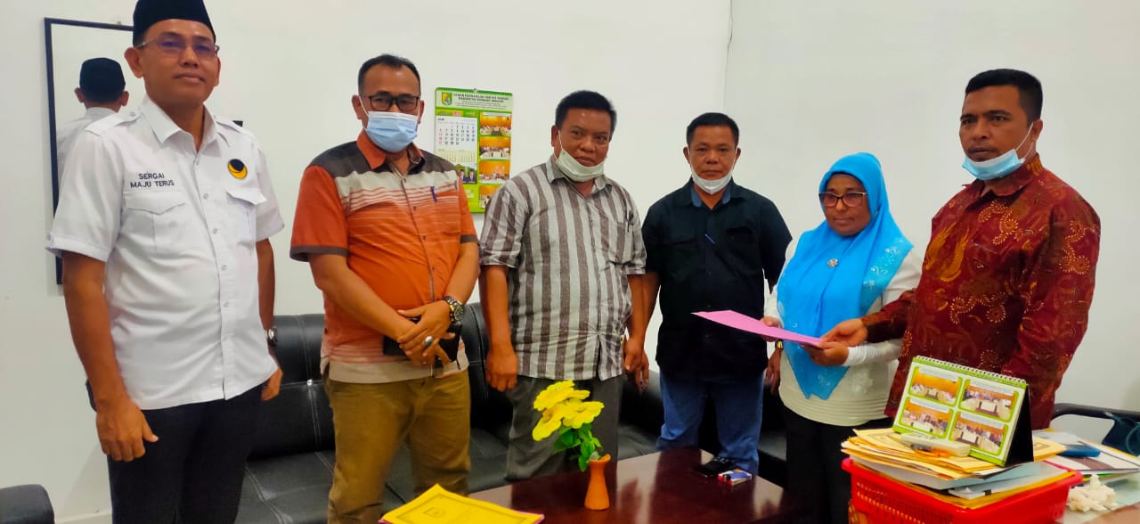 Dinilai Langgar Kode Etik dan Tatib, 7 Fraksi Sampaikan Mosi Tak Percaya Ketua DPRD Sergai