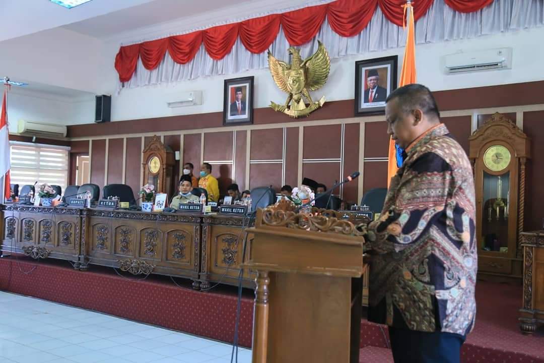 Pj. Bupati Labuhanbatu Sampaikan Ranperda Terkait Pengendalian Menara Telekomunikasi