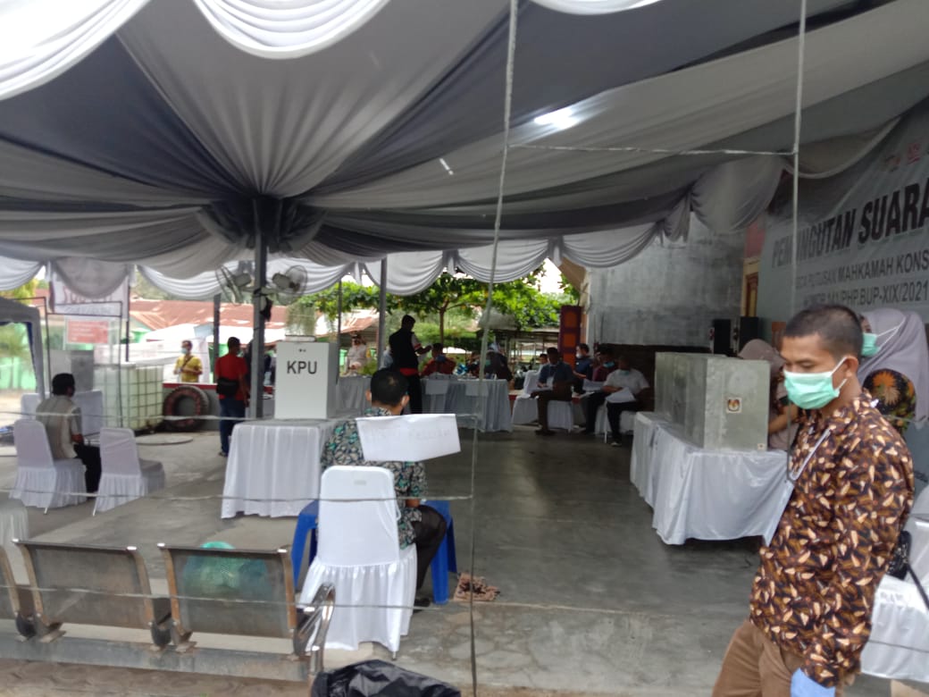 PSU Jilid II Labuhanbatu, Paslon 02 Menang Sementara