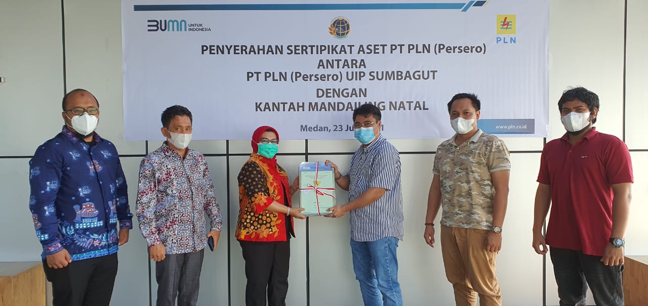 PLN UIP Sumbagut Terima 144 Sertipikat Tanah dari Kantah Madina