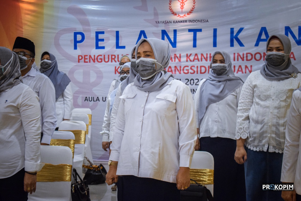 Pengurus dan Ketua Yayasan Kanker Indonesia (YKI) Cabang Kota Padangsidimpuan resmi dilantik