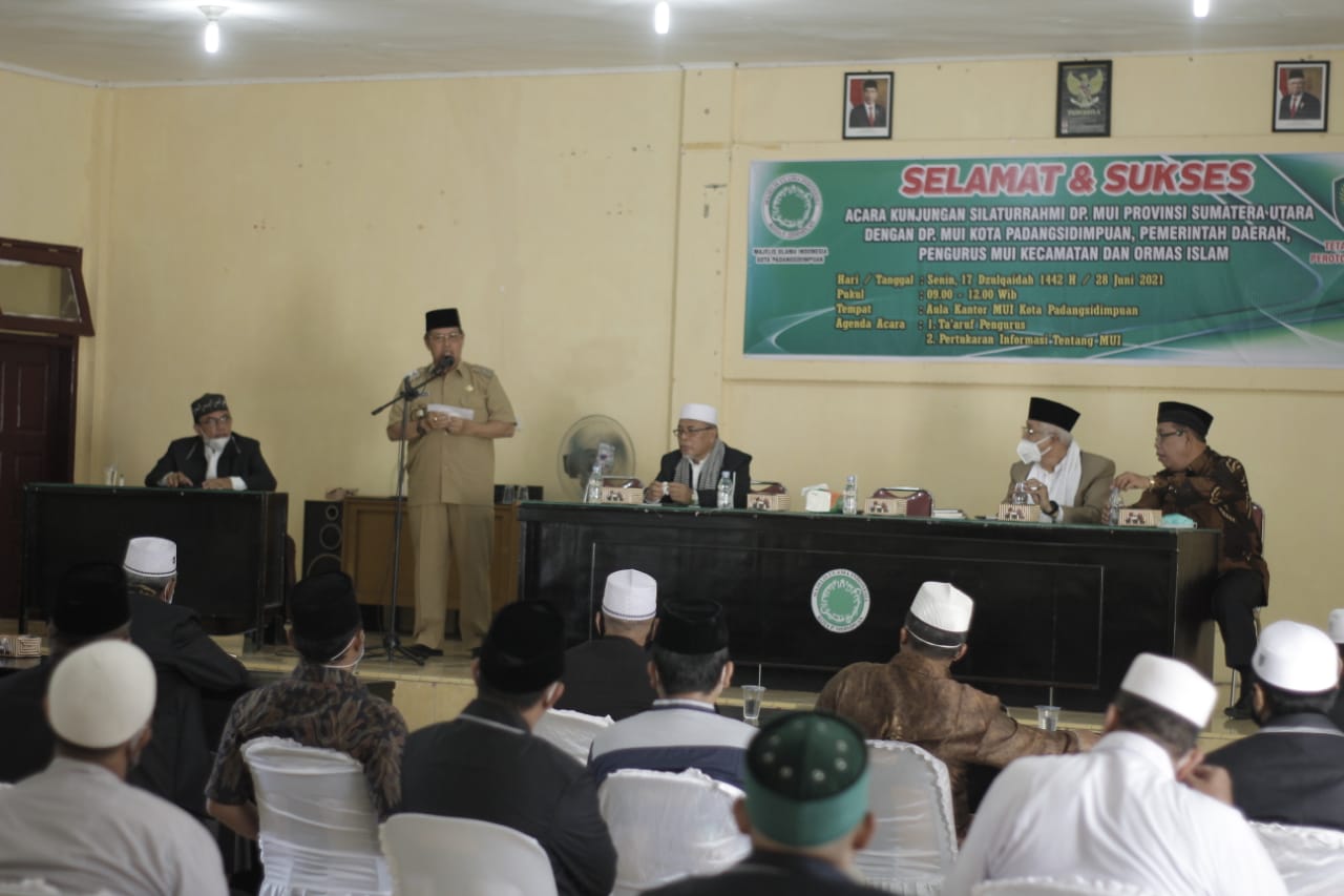Ketua MUI Sumut Beri Pencerahan di Kota Salak, ini Katanya