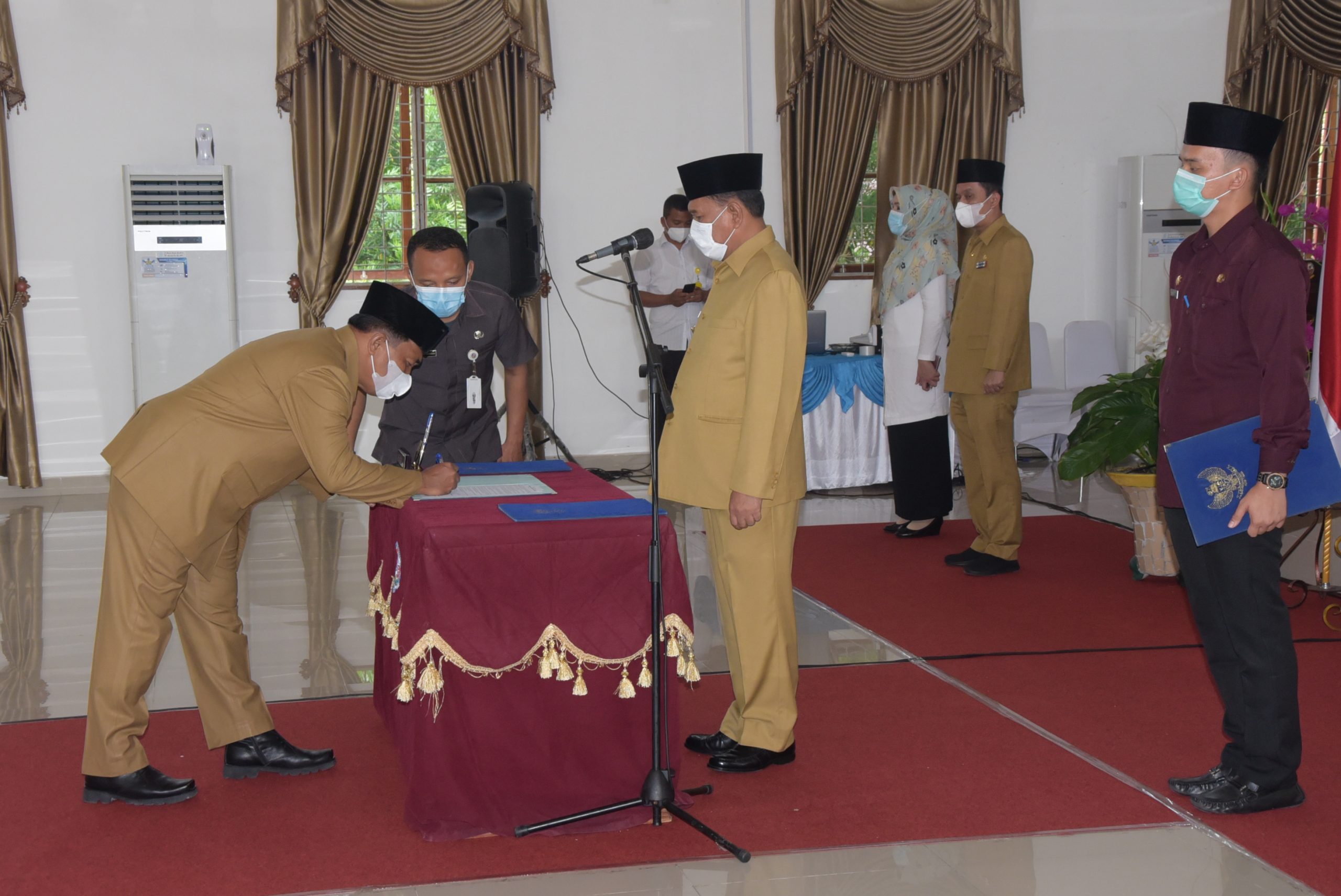 Bupati H. Ashari Tambunan Lantik Kadis Perhubungan Suryadi