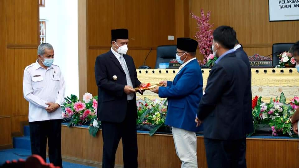 Wakil Bupati Sampaikan Pidato Nota Jawaban Bupati Pakpak Bharat