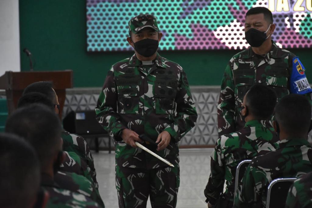 Pangdam I/BB Tutup Latihan Pratugas Satuan BKO Kodim