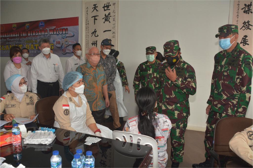 Pangdam I/BB bersama Walubi Vaksinasi Massal Covid-19, Ini Kata Mayjen TNI Hassanudin