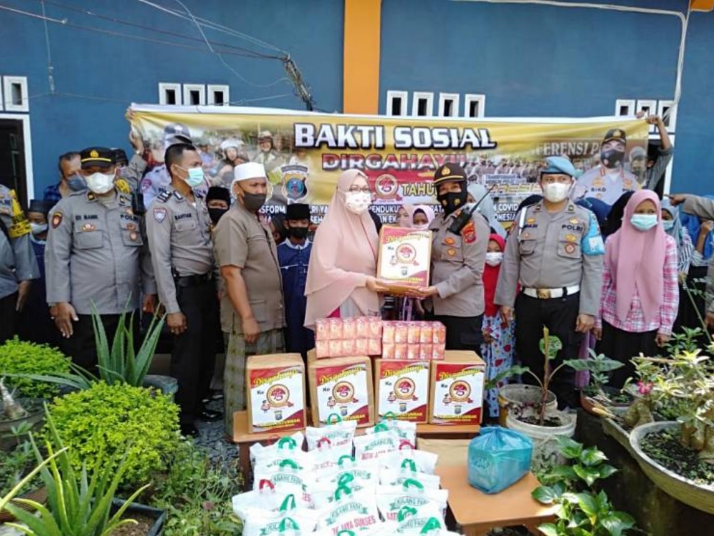 Jelang Hari Bhayangkara Ke-75, Polsek Patumbak Gelar Bhakti Sosial