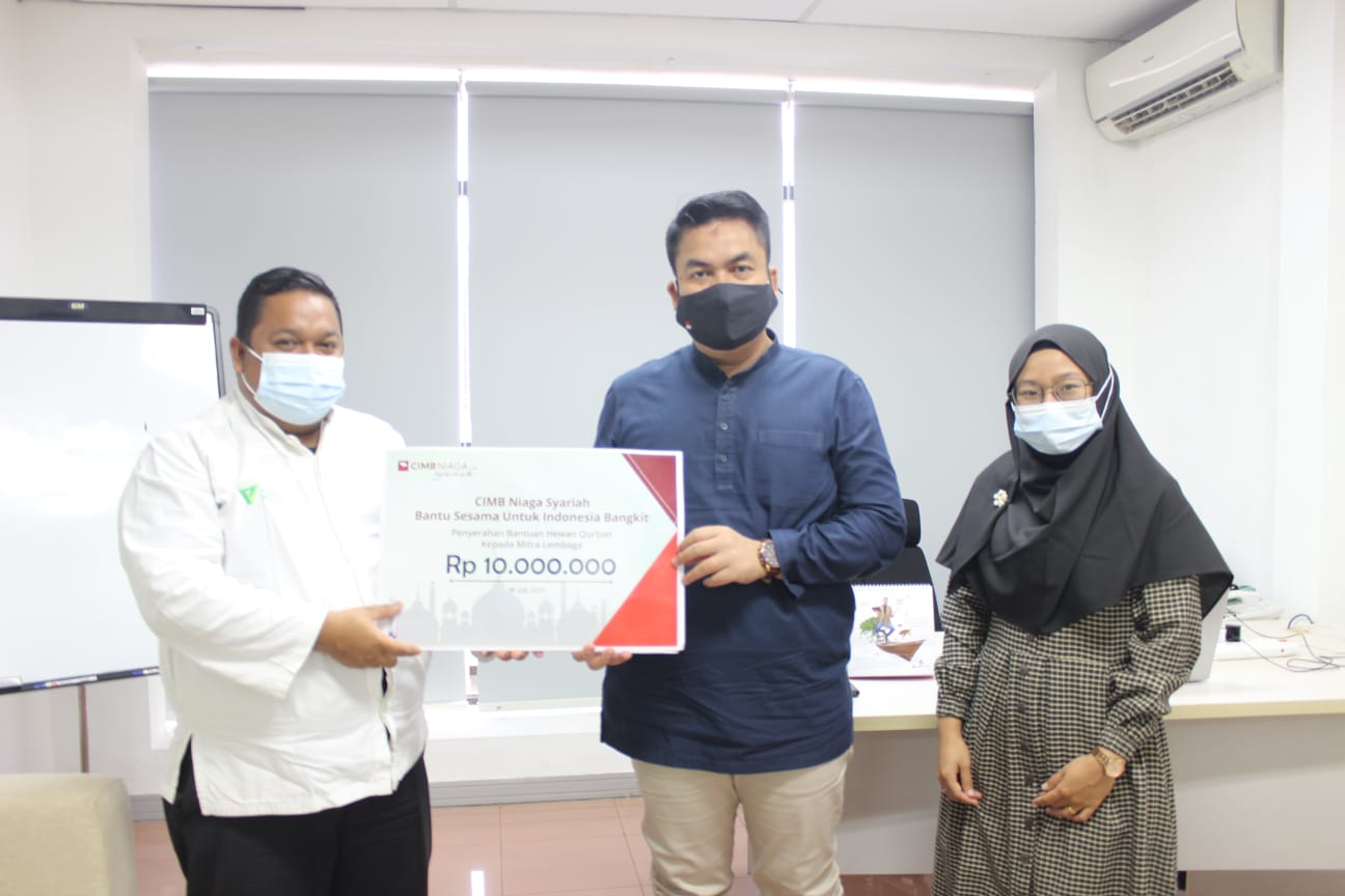 CIMB Niaga Syariah dan DD Waspada kolaborAksi Berkurban Untuk Daerah Marginal