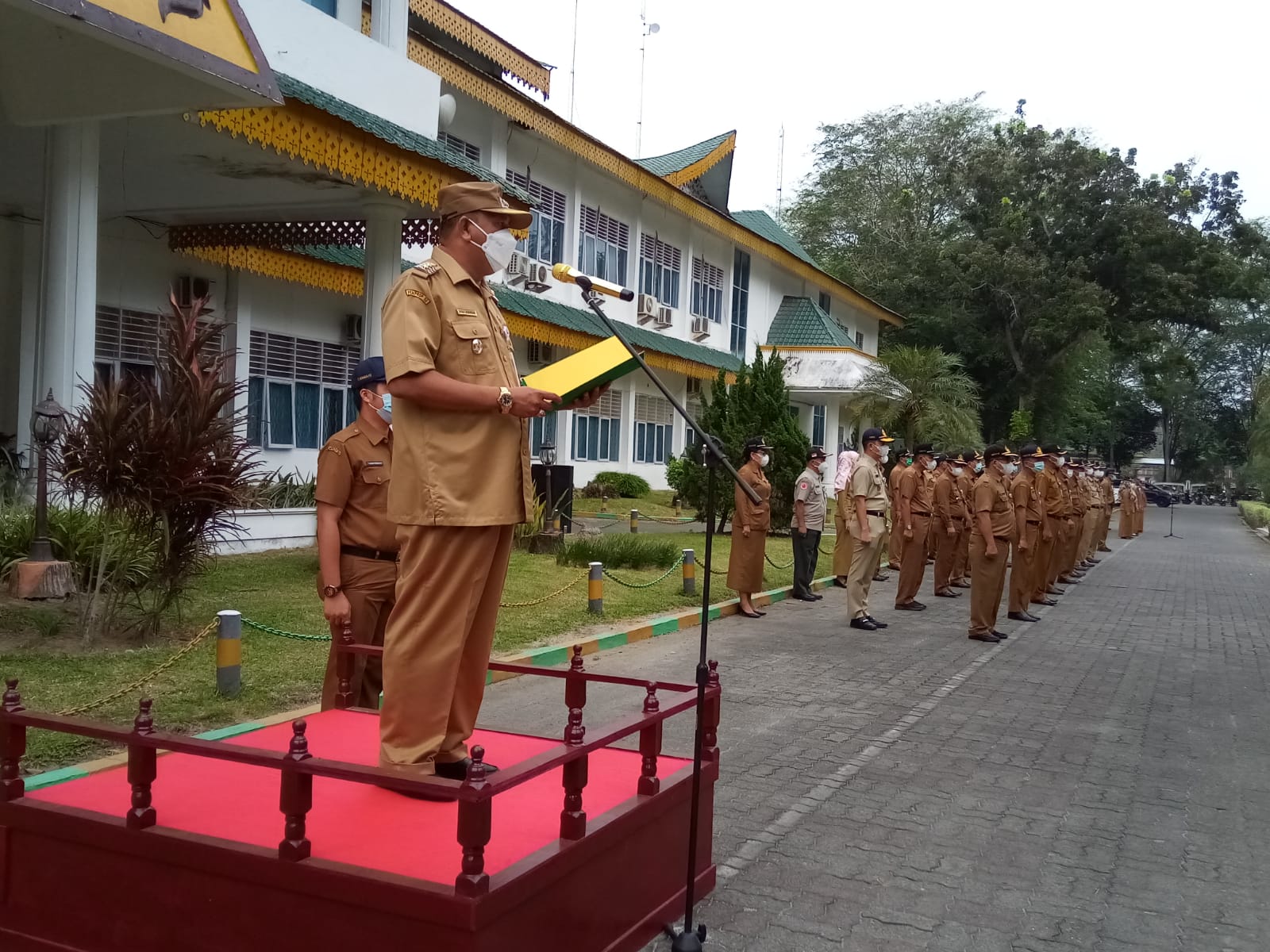 Bupati Langkat : Satpol PP Kedepankan Persuasif