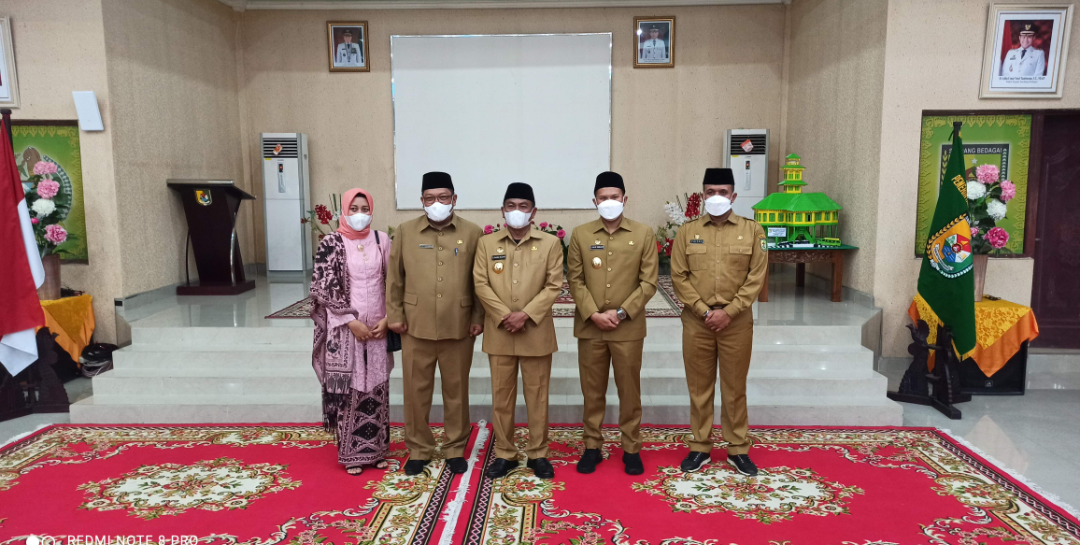 Bupati Sergai Lantik 6 JPT Pratama Hasil Lelang, Dedy Iskandar Jabat Kadis Pertanian