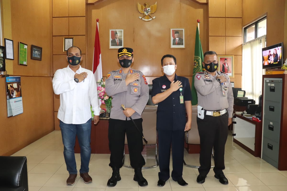 Kapolres Langkat AKBP Danu Pamungkas Totok, SH SIK Silaturahmi Ke Pengadilan Negeri Stabat