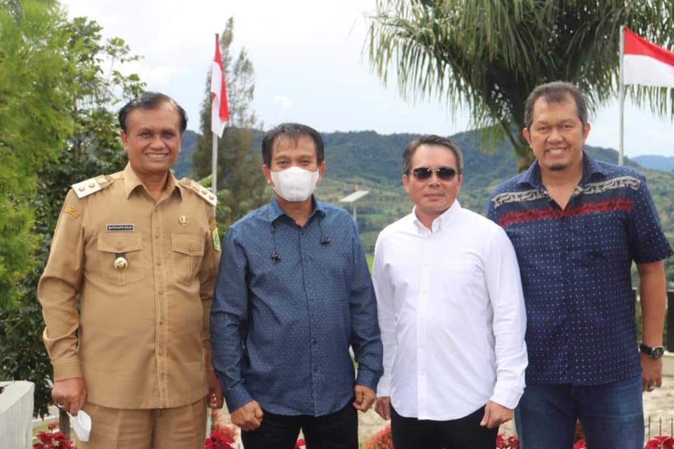Kadispora Sumut Dan Wabup Meninjau Lokasi Pembangunan Gedung Olah Raga Pakpak Bharat