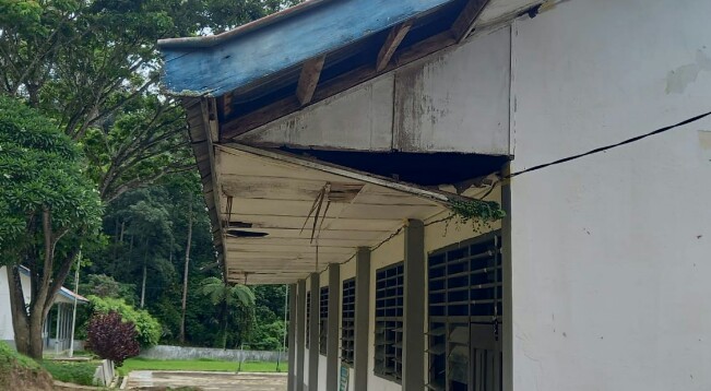 SMA 1 MUARA SIPONGI KAB MADINA PERLU PERHATIAN KHUSUS