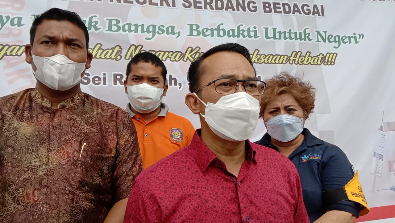 Sambut HBA ke 61 tahun 2021, Kejari Sergai Gelar Vaksinasi Massal Covid 19