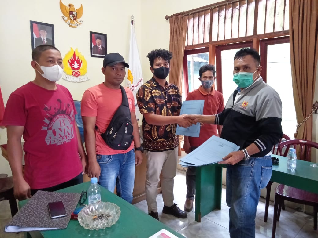 6 Pengurus KONI Koordinator Kecamatan se-Kota Padangsidimpuan terima Surat Keputusan