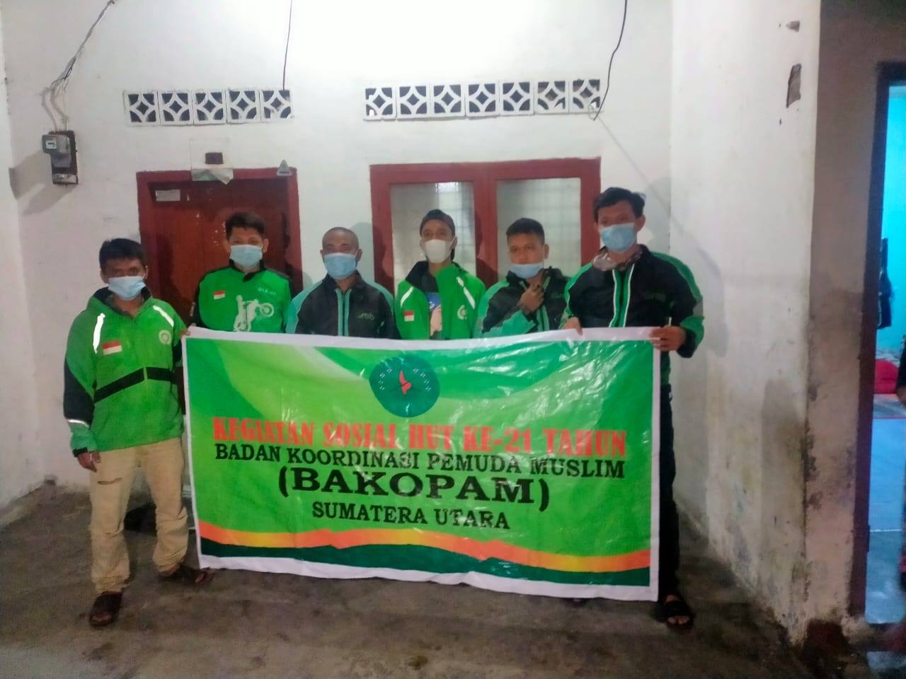 Bakopam Salurkan Bantuan Tahap II Untuk Ojol, Ibnu Hajar : Bansos Sangat Berarti Bagi Masyarakat