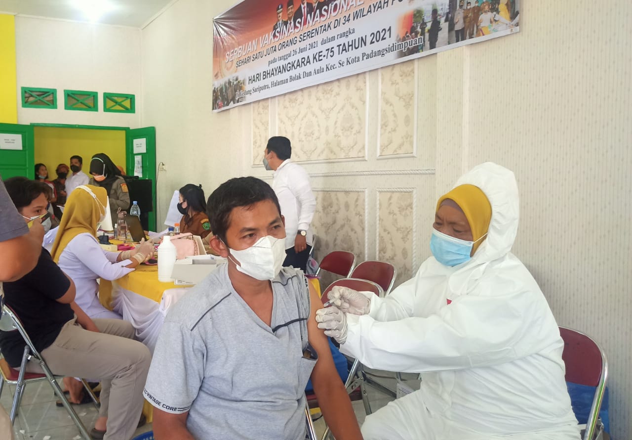 Wartawan Mendapatkan Vaksin, Ucapkan Terima Kasih Bu Kapolres