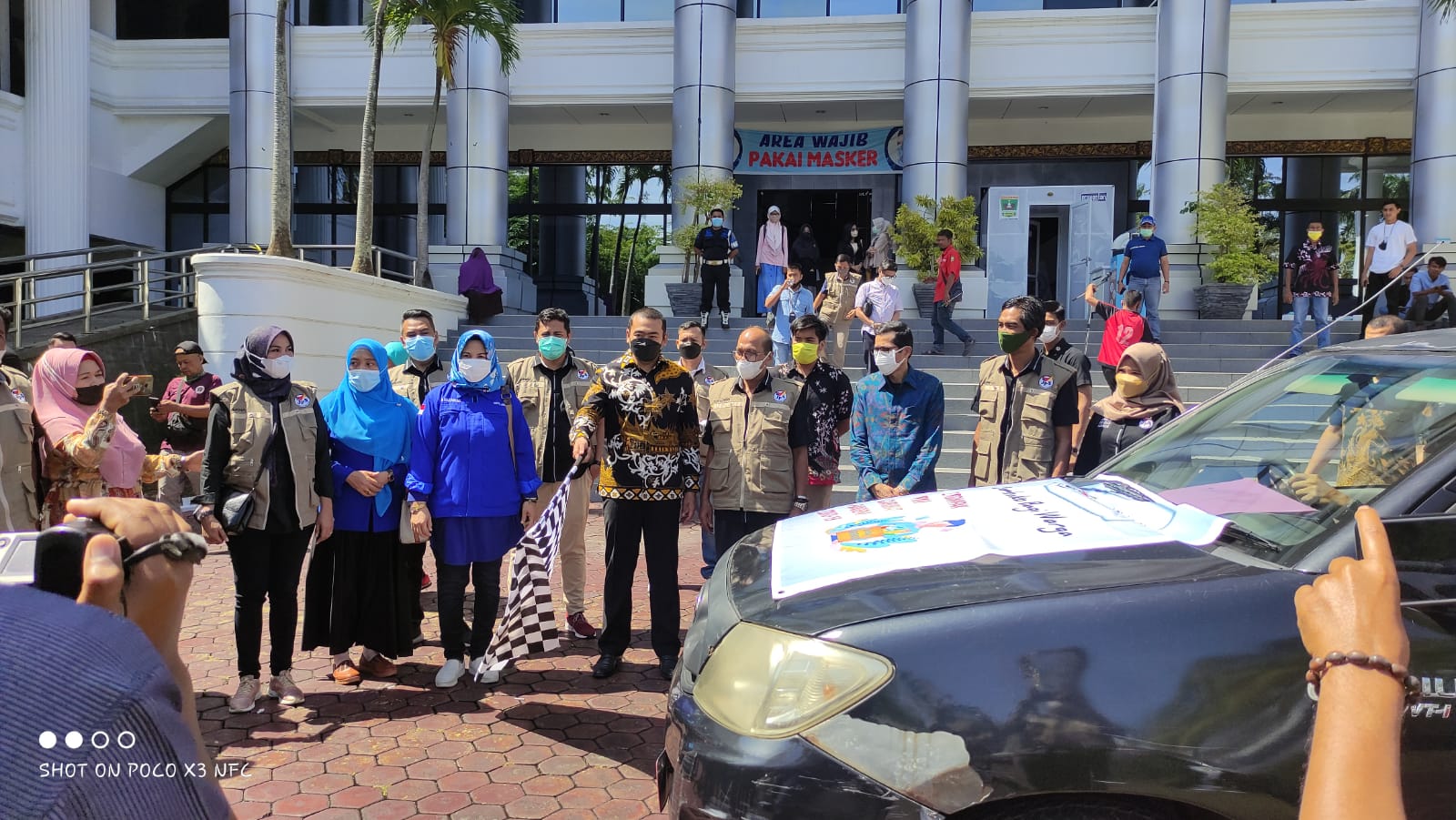 Lepas Paket Sembako Tahap II, Audy juga Ikut Berkurban bersama JPS