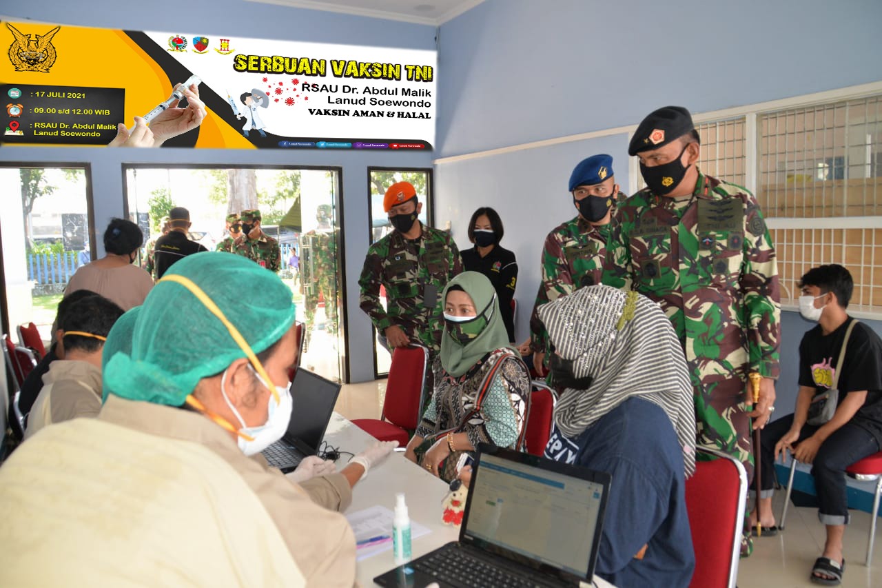 Lawan Covid-19, TNI AU Wilayah Medan Menyerbu dengan Vaksin