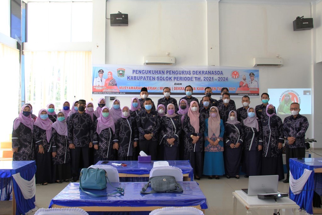 Pengurus Dekranasda Kabupaten Solok Periode 2021-2024 di Kukuhkan