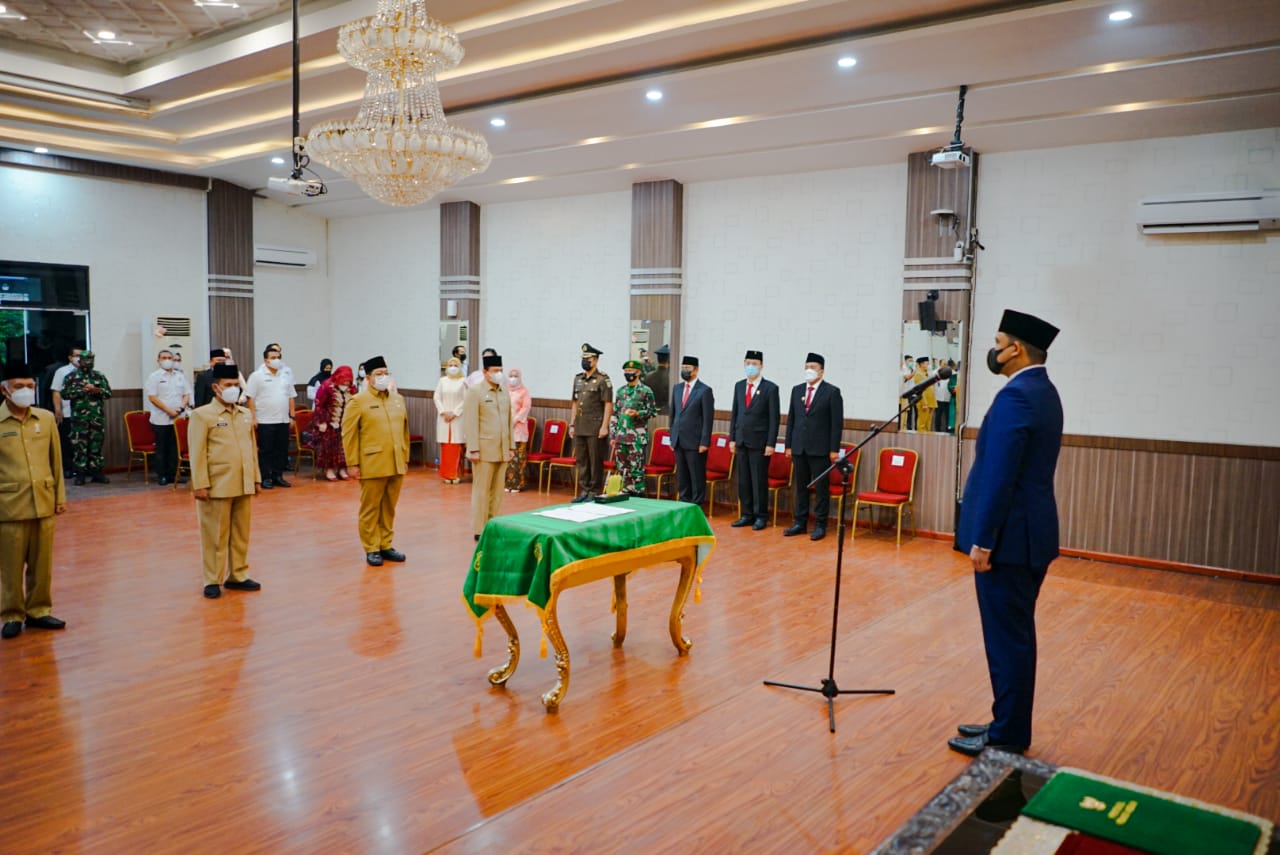 Wali Kota Medan Lantik Pejabat Eselon II dan Pejabat Administrasi Administrator, Ini Nama-namanya