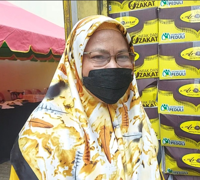 Hj Bunda Indah: Berbagi Bantuan adalah Menyalurkan Hobi Saya