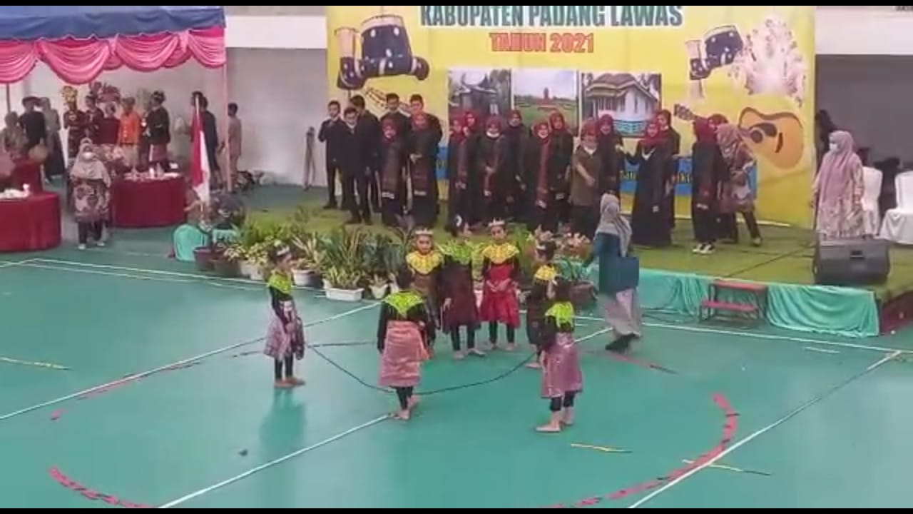 DIDUGA LANGGAR PPKM, BUPATI DIMINTA EVALUASI KADIS PENDIDIKAN DAN KEBUDAYAAN PADANG LAWAS