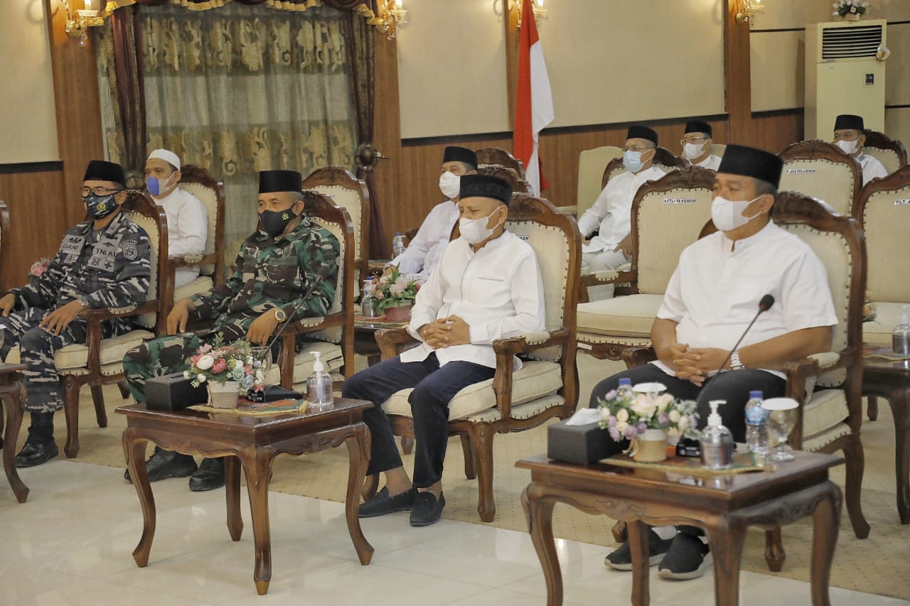 Bupati dan Forkopimda Ikuti Zikir dan Doa Kebangsaan 76 Tahun Indonesia Merdeka secara Virtual
