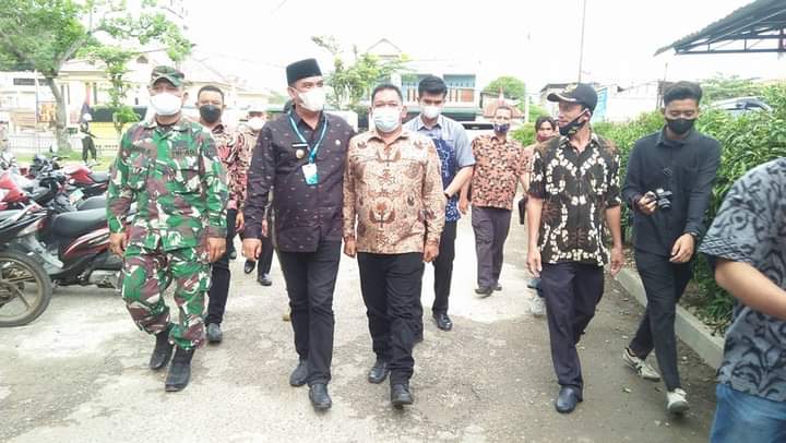 BUPATI MADINA GELAR OPERASI YUSTISI SEKALIGUS SIDAK DI DISDUKCAPIL