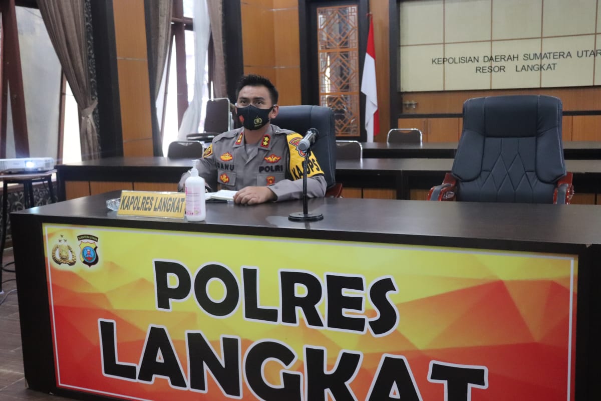 Kapolres Langkat Zoom Meeting Terkait PPKM Level 02  Penekanan Dan Penanggulangan Angka Konfirmasi Covid-19