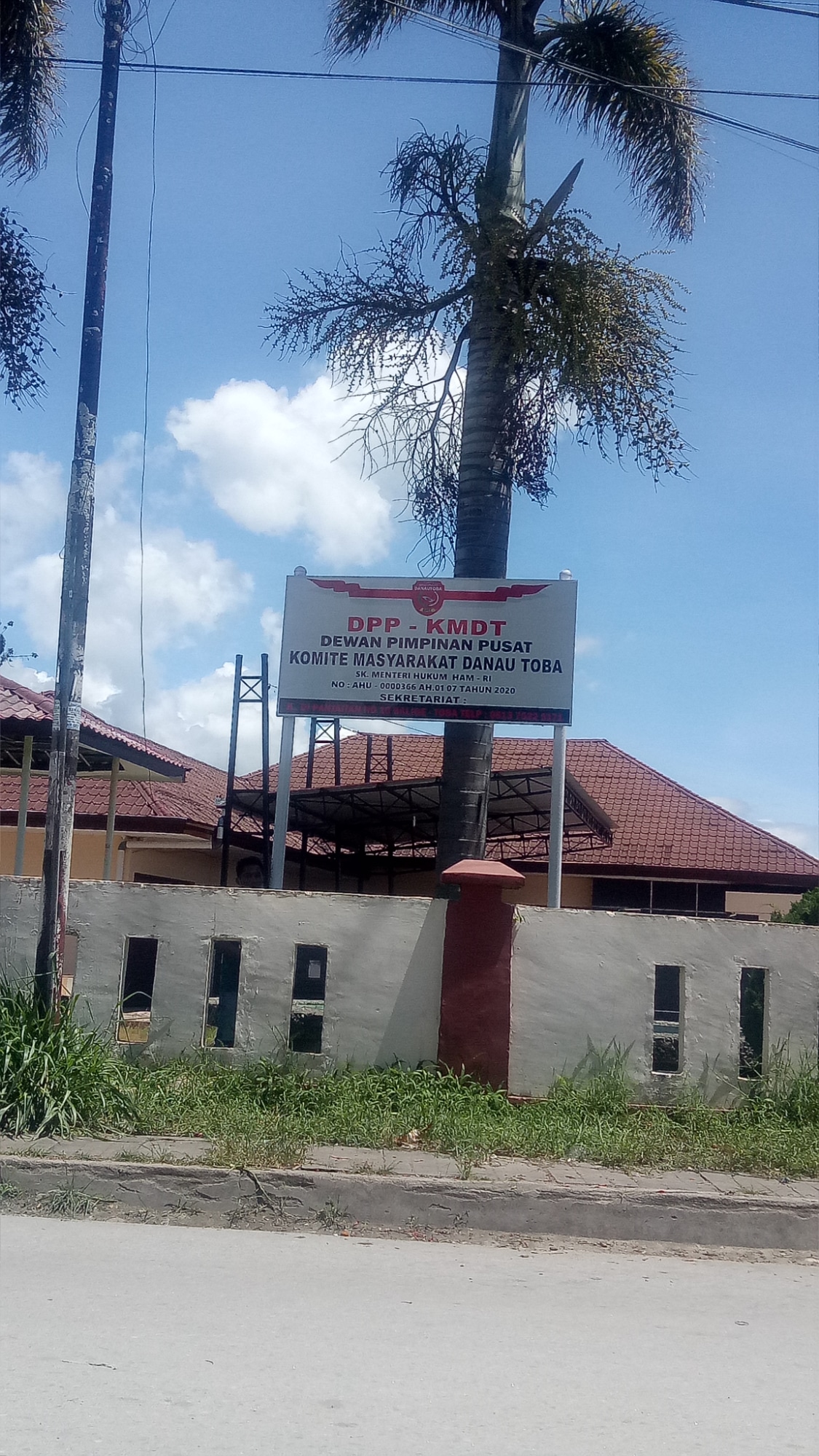Masyarakat Pertanyakan Lembaga KMDT Berkantor di Mess Pemprovsu