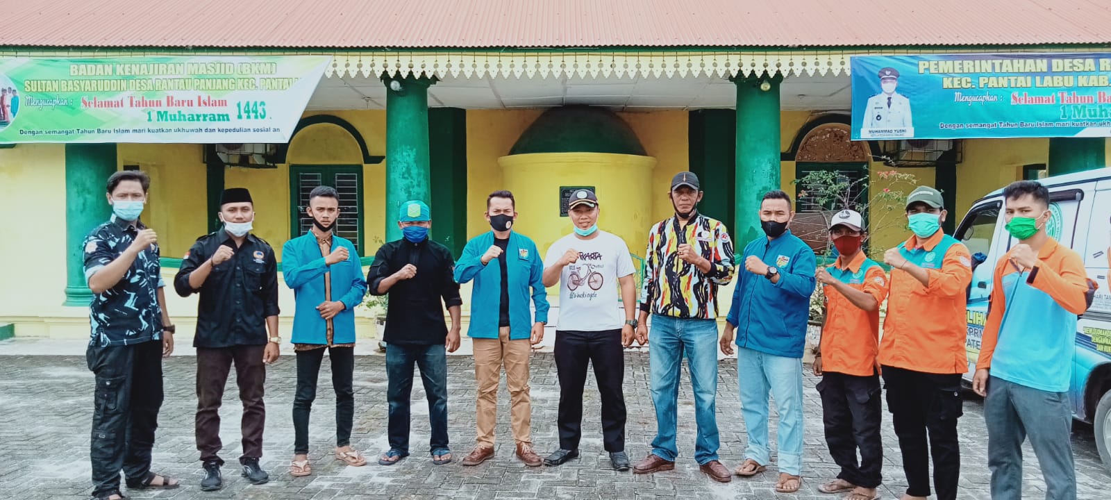 PK KNPI Pantai labu gelar Jumat bersih