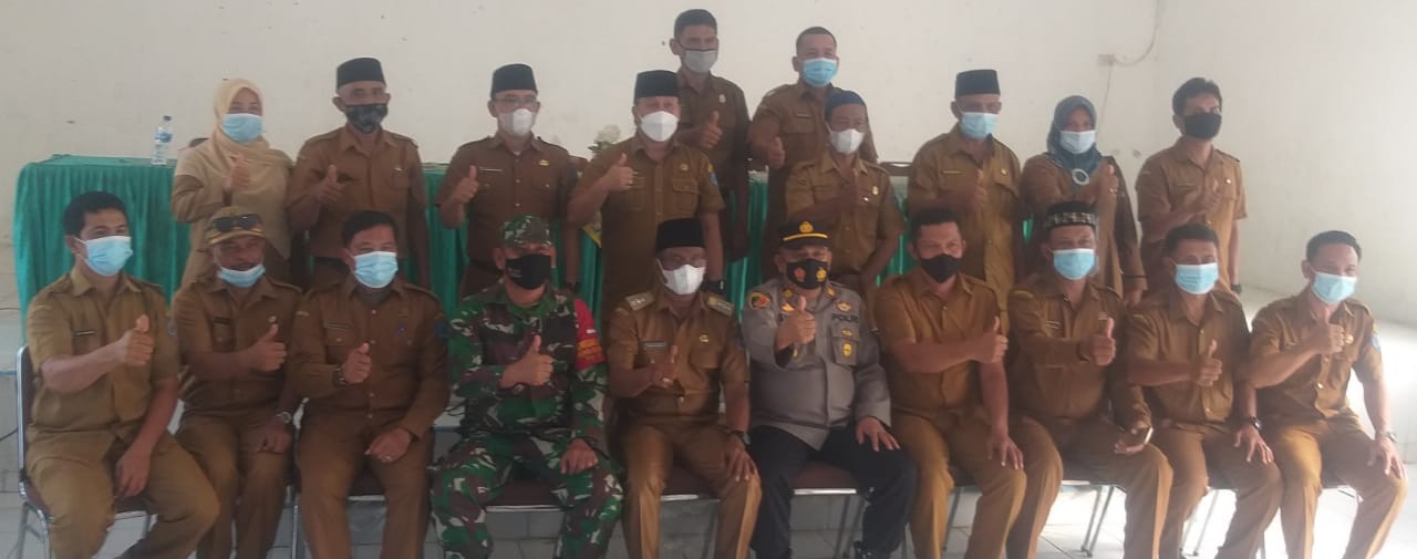 Pemerintah Kecamatan Bilah Hilir Serah Terimakan Jabatan 8 Kepala Desa